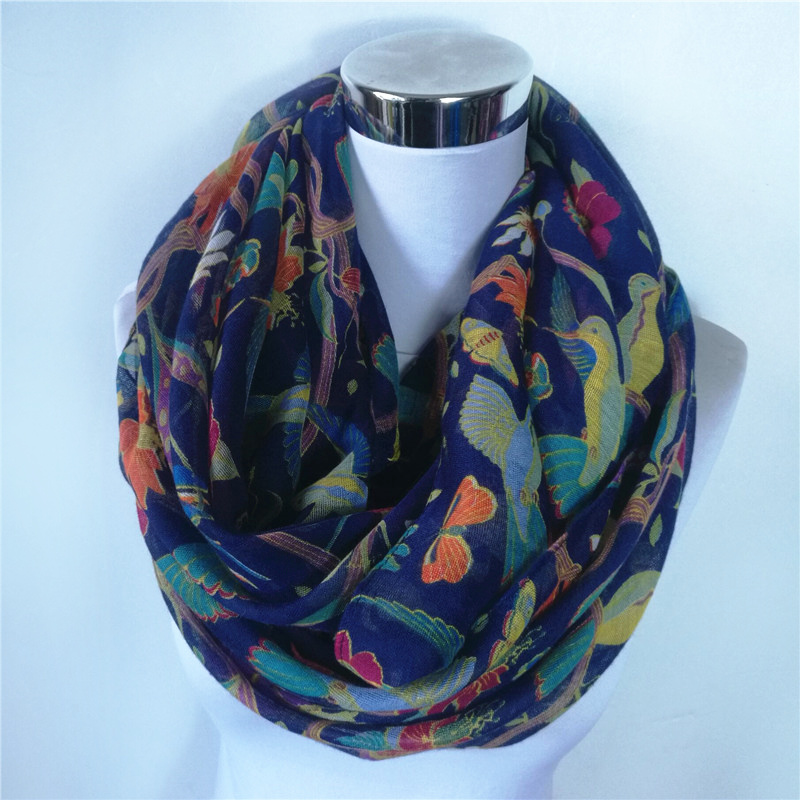 New Magpie Bird print Viscose  - Infinity Scarf Knit 리뷰 및 가격