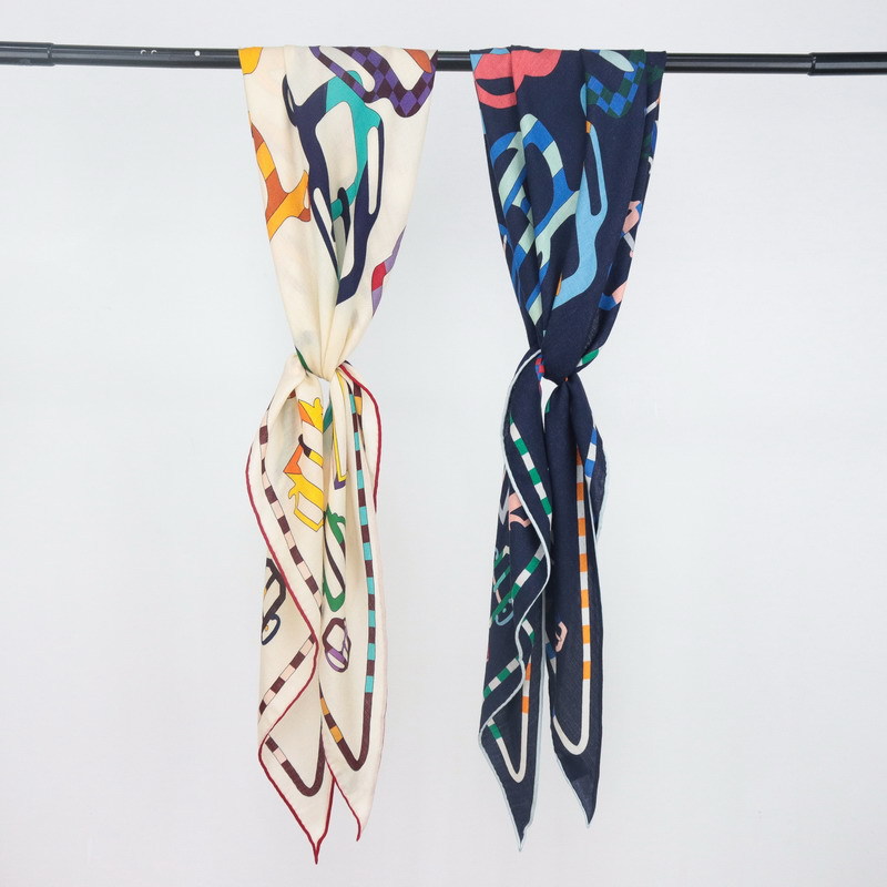 Silk Wool Scarf Large Triangle - Pashmina Wrap Large 리뷰 및 가격