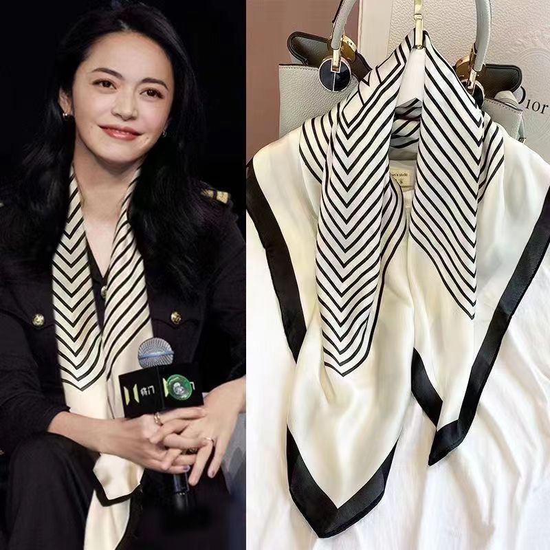 Fashion Square 70cm Black and  - Silk Tie Striped 리뷰 및 가격