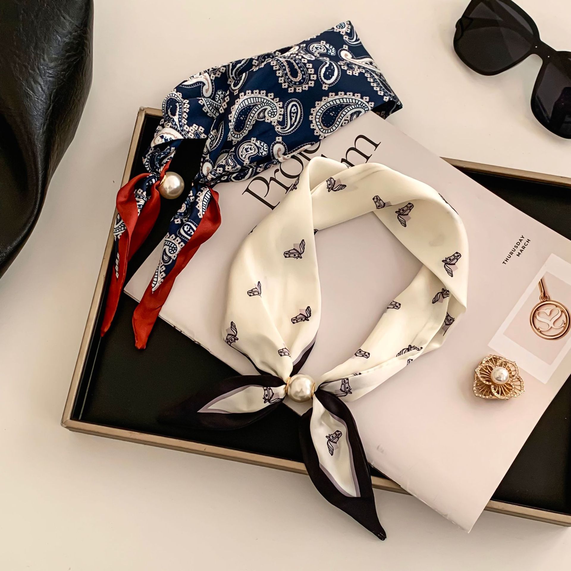 Cashew Flower Silk Scarf Effor - Silk Neck Scarf 리뷰 및 가격