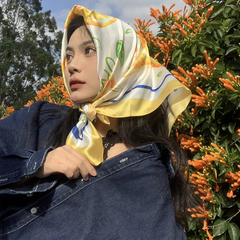 70cm Square Lemon Print Yellow - Silk Neck Scarf 리뷰 및 가격