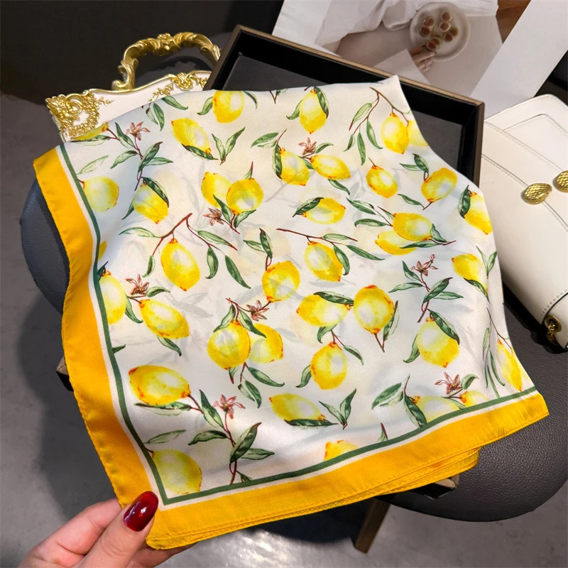 70cm Square Lemon Print Yellow - Silk Neck Scarf 리뷰 및 가격