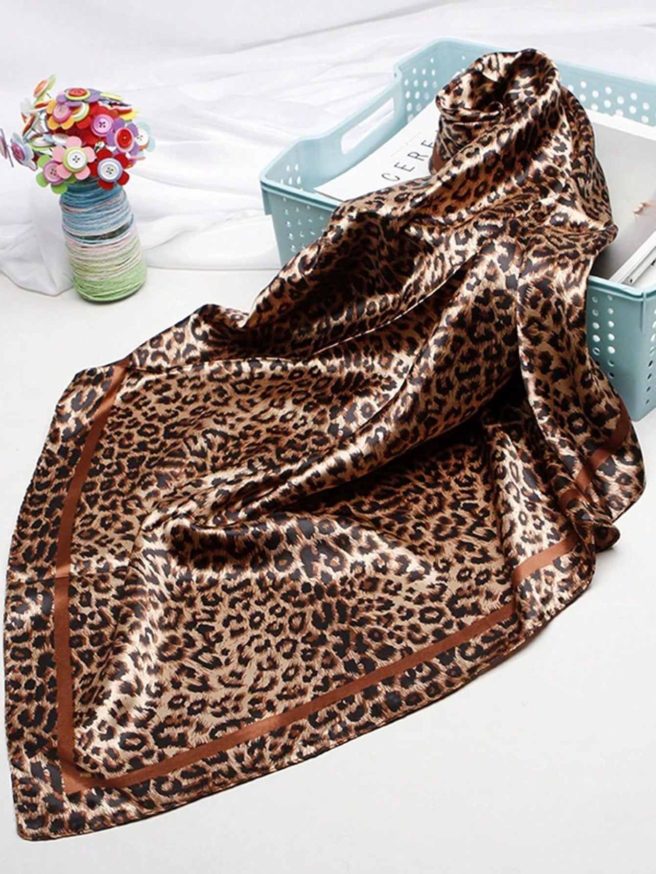 90cm Leopard Print Neckerchief - Scarf Silk Square 리뷰 및 가격