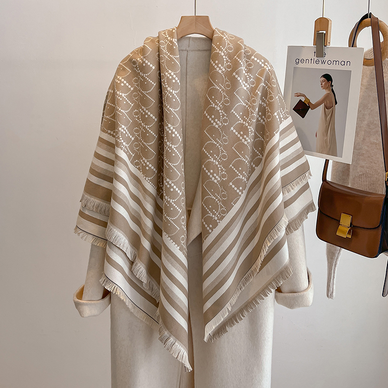 Elegant Striped Design Scarf I - Woven Scarf Blanket 리뷰 및 가격