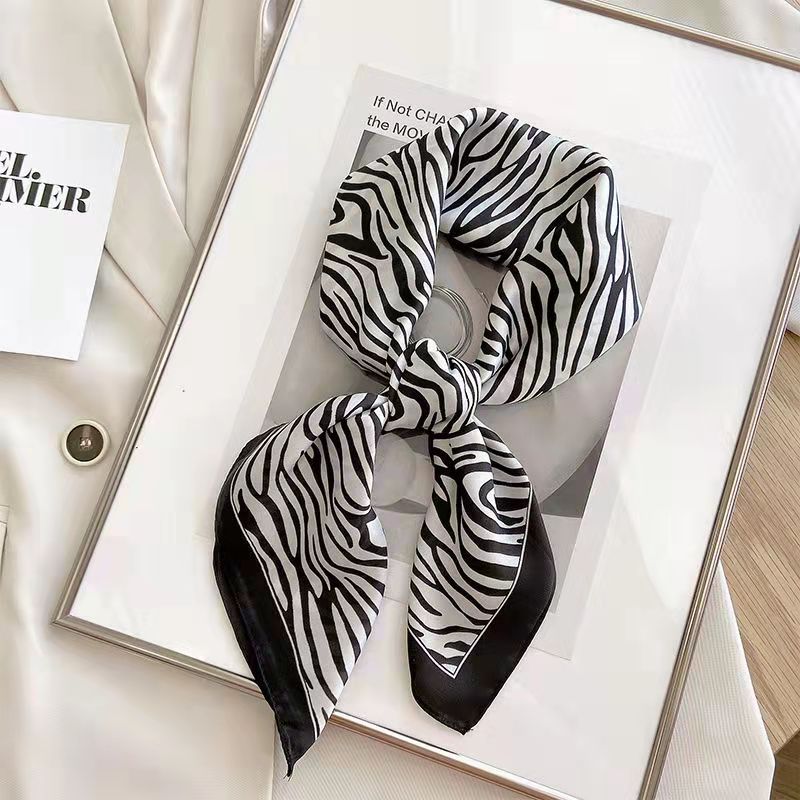 New Fashion Zebra Printed Squa - Ascot Neck Scarf 리뷰 및 가격